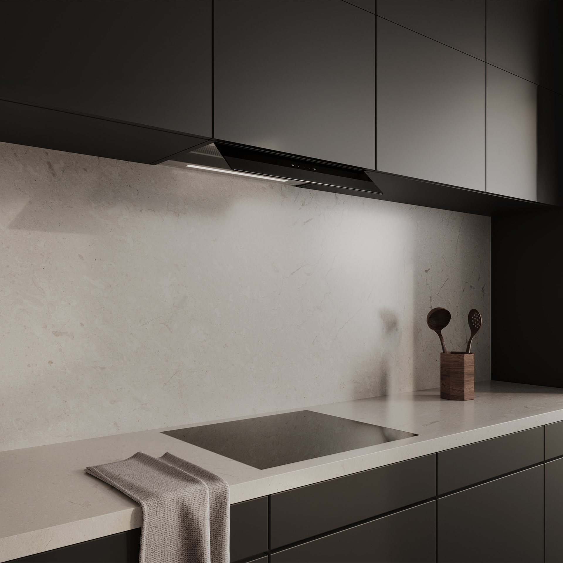 Cucina moderna con armadi scuri, cappa aspirante e piano di lavoro chiaro